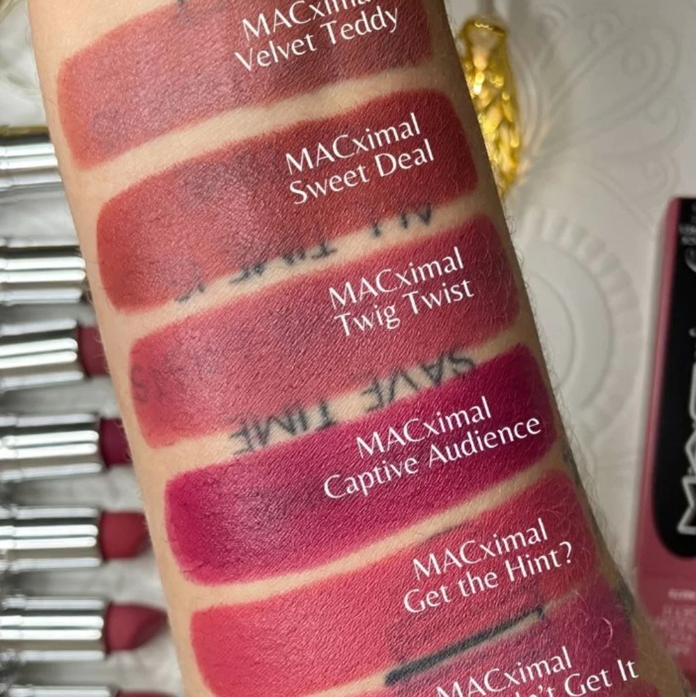 M•A•CXIMAL Silky Matte Lipstick Twig Twist Brown Pink Brand New in Box Authentic
